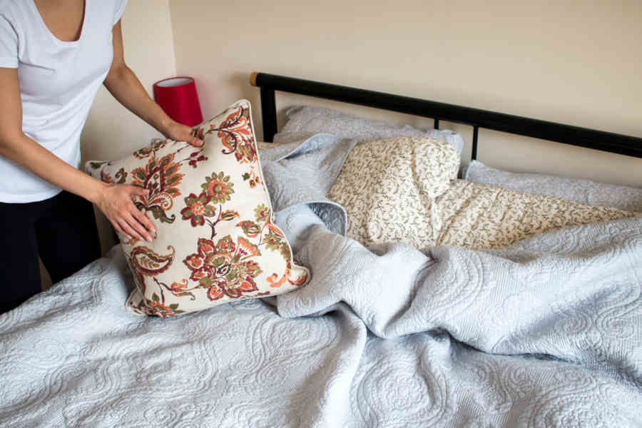 rent a room on airbnb